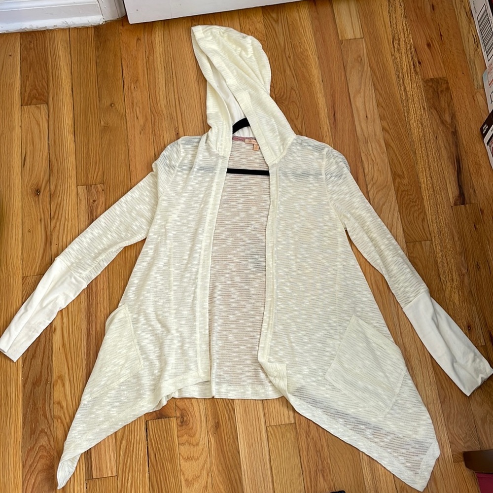 White hooded cardigan, size small